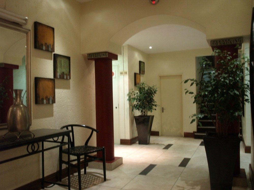 พรีเมียร์ คลาส Aparthotel โจฮันเนสเบิร์ก ภายนอก รูปภาพ
