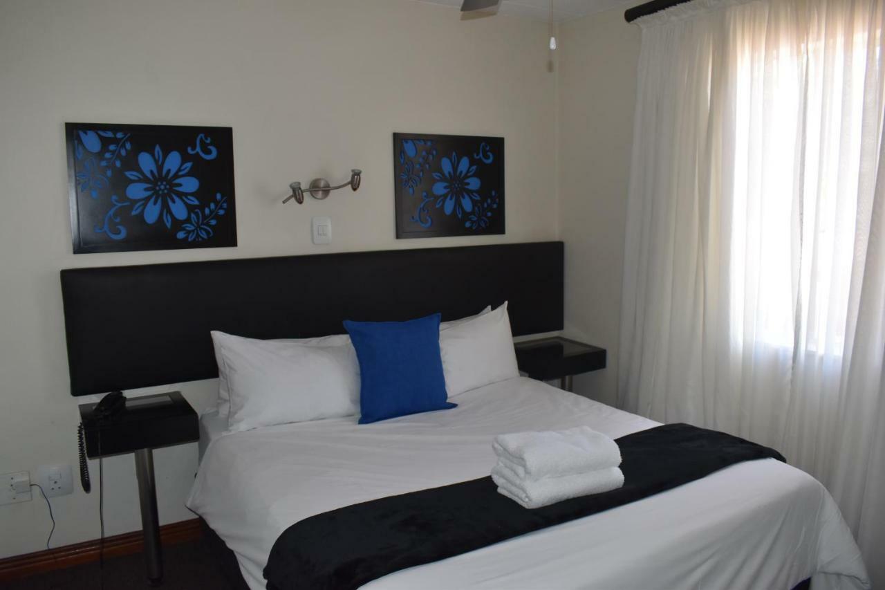 พรีเมียร์ คลาส Aparthotel โจฮันเนสเบิร์ก ภายนอก รูปภาพ
