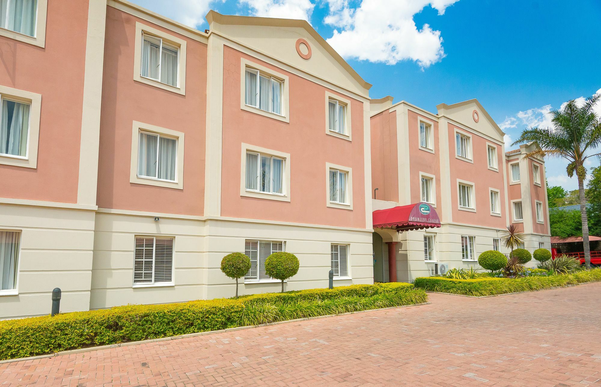 พรีเมียร์ คลาส Aparthotel โจฮันเนสเบิร์ก ภายนอก รูปภาพ